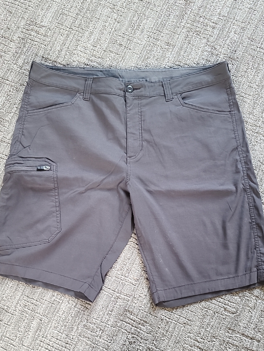 Eddie Bauer Men's Grey Casual Utility Shorts